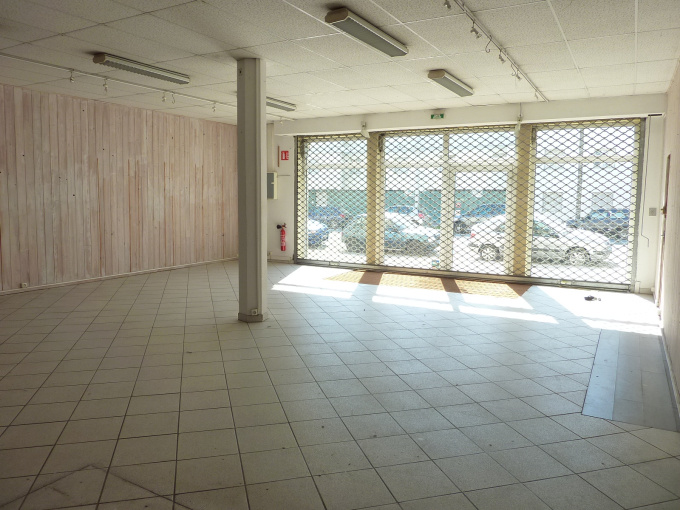 Location Immobilier Professionnel Local commercial Bordeaux (33300)