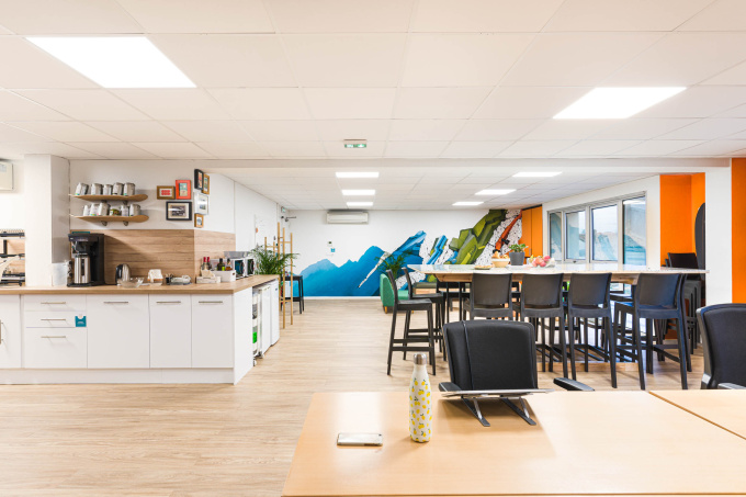 Location Immobilier Professionnel Bureaux Bordeaux (33300)