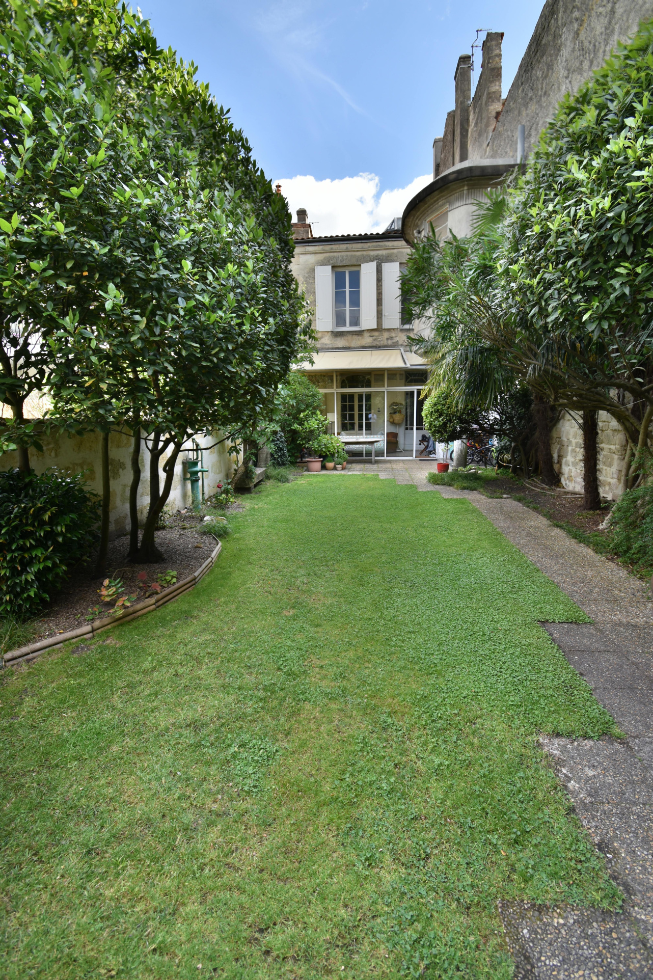 vente BORDEAUX BARRIÈRE DU MEDOC MAISON FAMILIALE DE156 M²